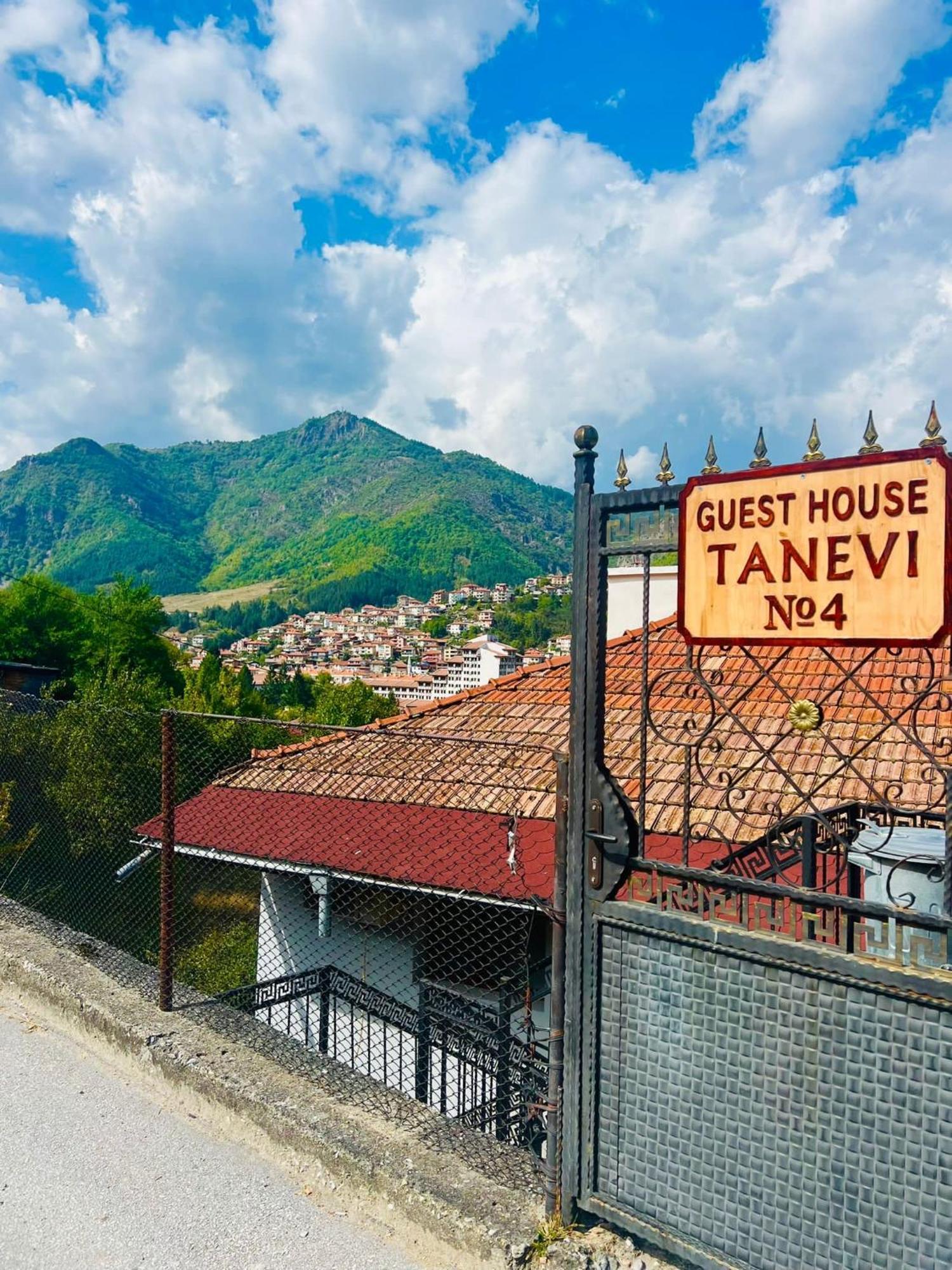 Guest House Tanevi Devin Kültér fotó